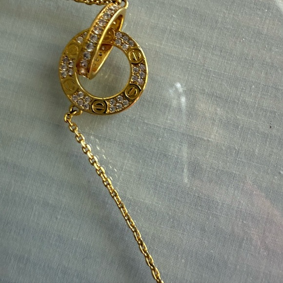 Elegant Gold Necklace with Crystal Accents - Picture 5 of 6